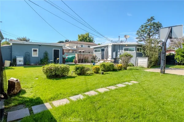 $829,000 | 128 East 67th Way, Long Beach, CA 90805