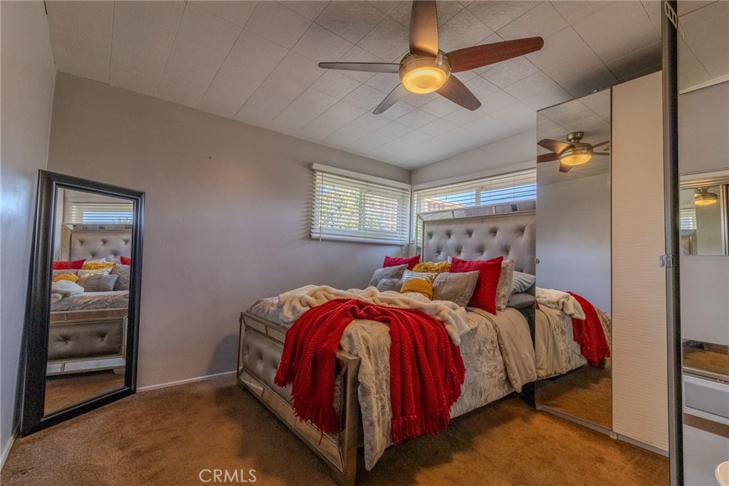 128 East 67th Way Long Beach, CA 90805 - Photo 27 of 68