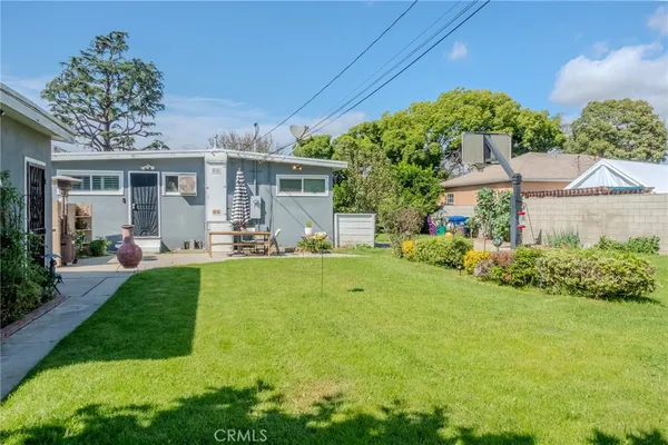 $829,000 | 128 East 67th Way, Long Beach, CA 90805