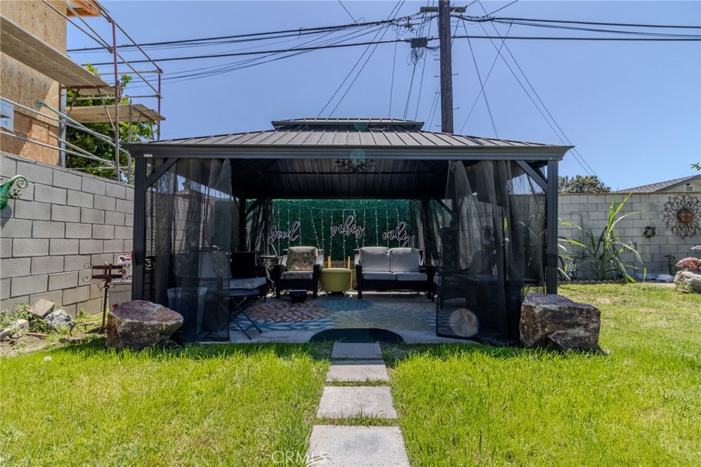 128 East 67th Way Long Beach, CA 90805 - Photo 3 of 68