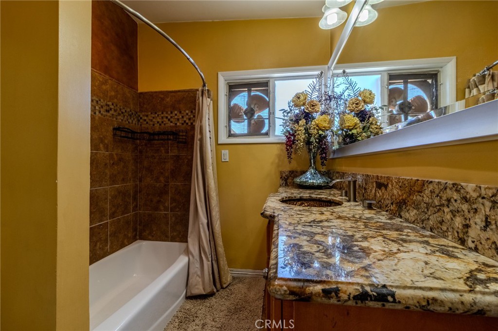 128 East 67th Way Long Beach, CA 90805 - Photo 36 of 68