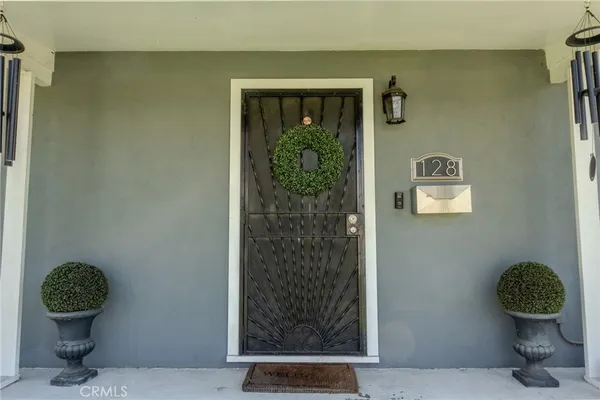 $829,000 | 128 East 67th Way, Long Beach, CA 90805