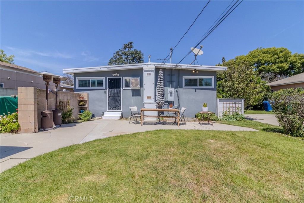 128 East 67th Way Long Beach, CA 90805 - Photo 42 of 68