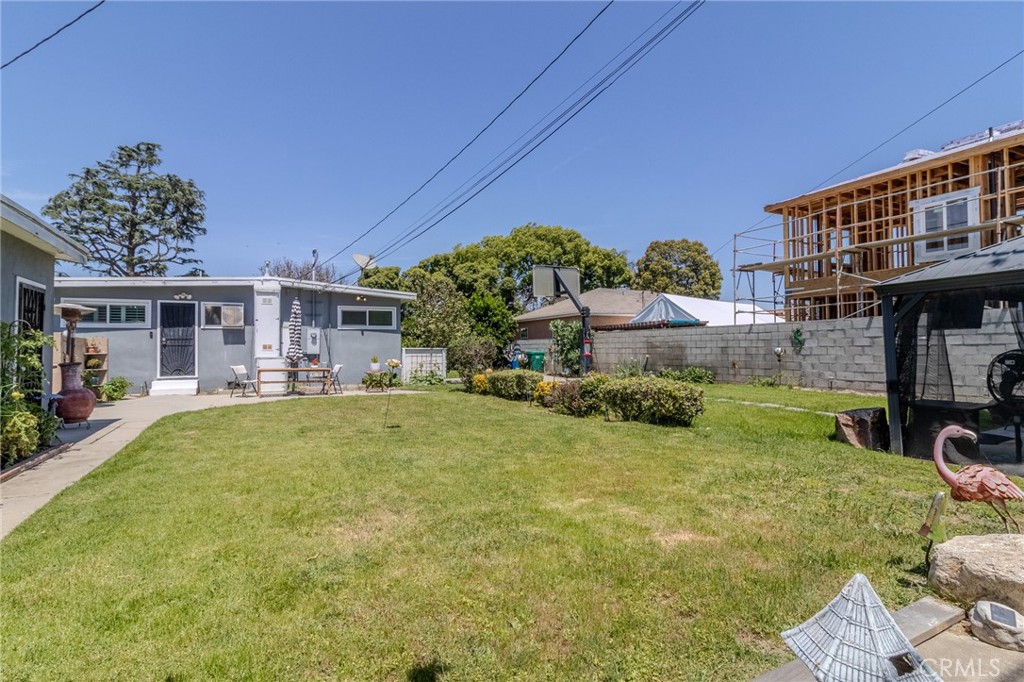 128 East 67th Way Long Beach, CA 90805 - Photo 43 of 68