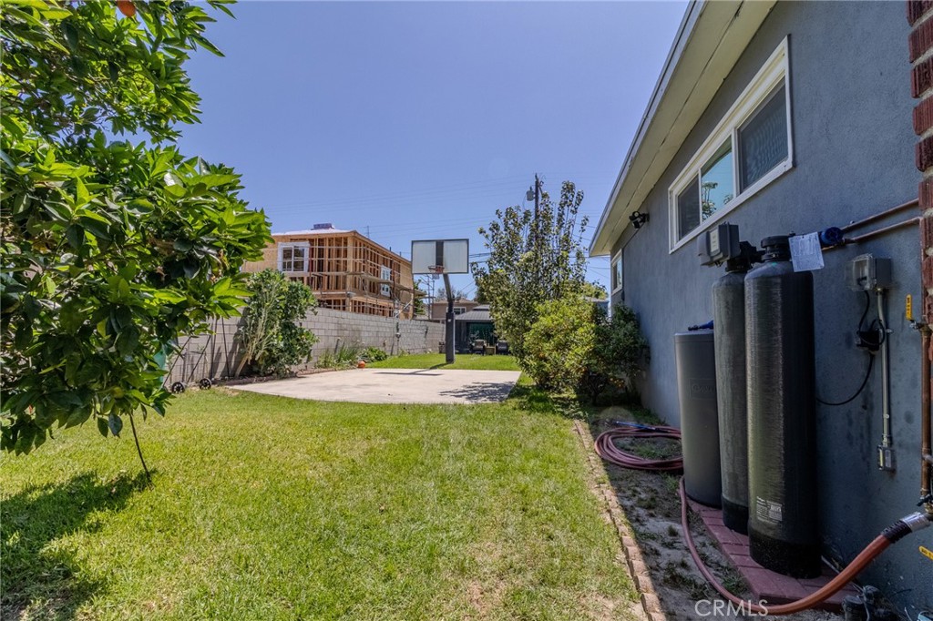 128 East 67th Way Long Beach, CA 90805 - Photo 54 of 68