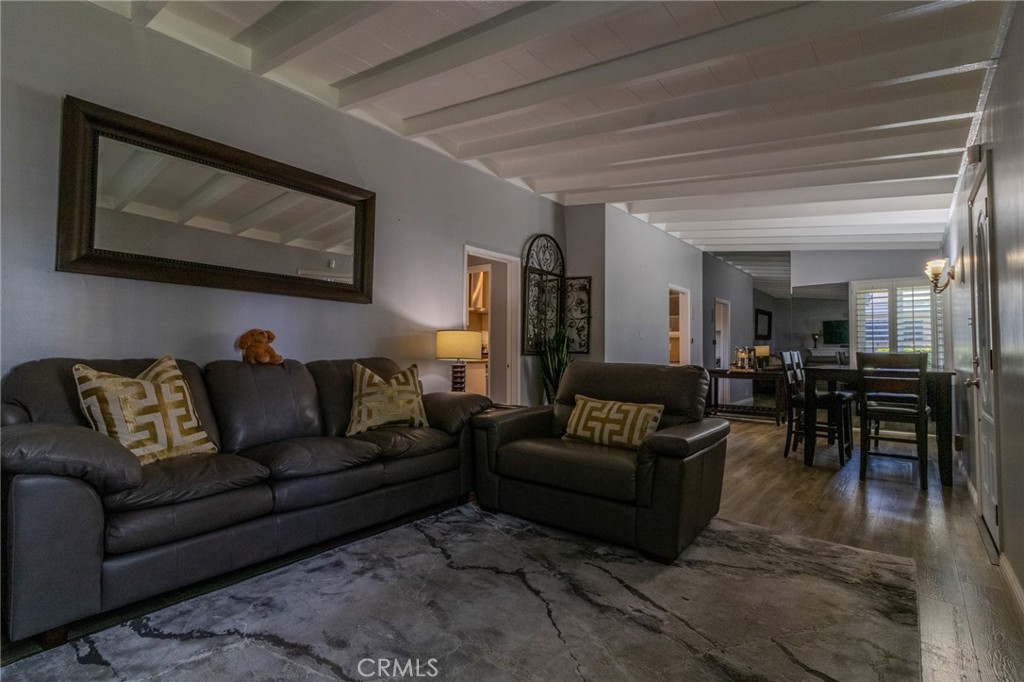 128 East 67th Way Long Beach, CA 90805 - Photo 6 of 68