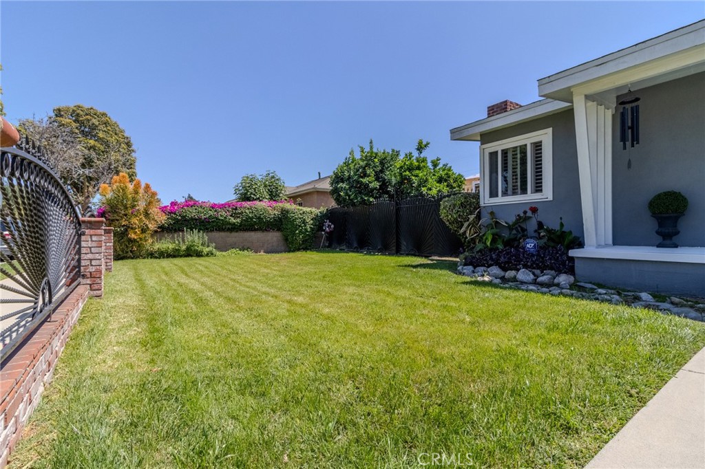 128 East 67th Way Long Beach, CA 90805 - Photo 63 of 68