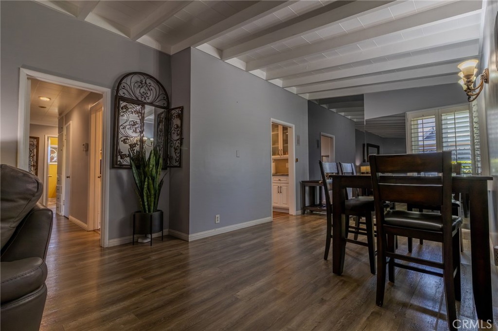 128 East 67th Way Long Beach, CA 90805 - Photo 9 of 68