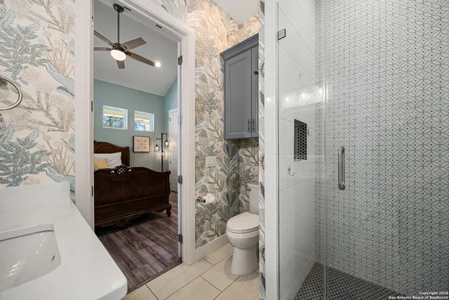 a house with swimming pool in front of it