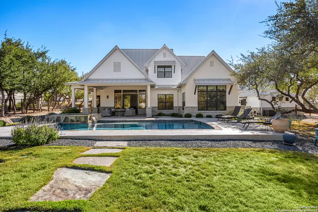 $1,299,998 | 734 Maximino Ridge Road, Bulverde, TX 78163