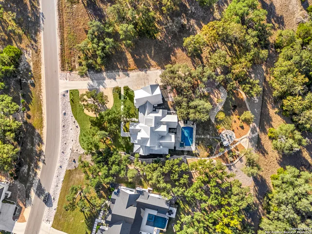 $1,299,998 | 734 Maximino Ridge Road, Bulverde, TX 78163