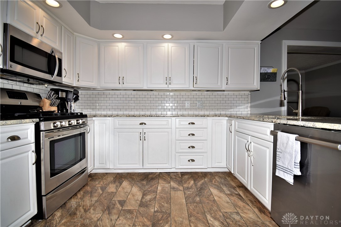307 Ardmore Road Springfield, OH 45504 - Photo 15 of 57 Kitchen