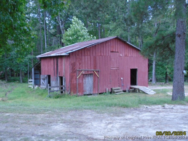 381 Lawrence Road Broadway, NC 27505 - Photo 5 of 24 Gallery Image 5