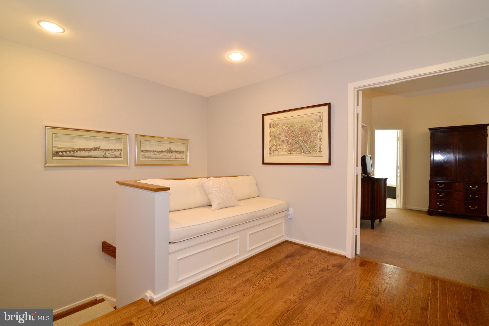 11520 Hemingway Drive Reston, VA 20194 - Photo 28 of 69 Upstairs loft area is being used as a reading nook