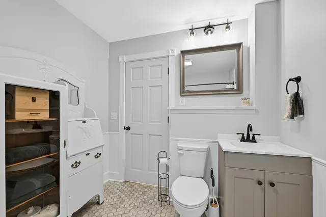 $379,900 | 8310 Antioch Road, Salem Lakes, WI 53168