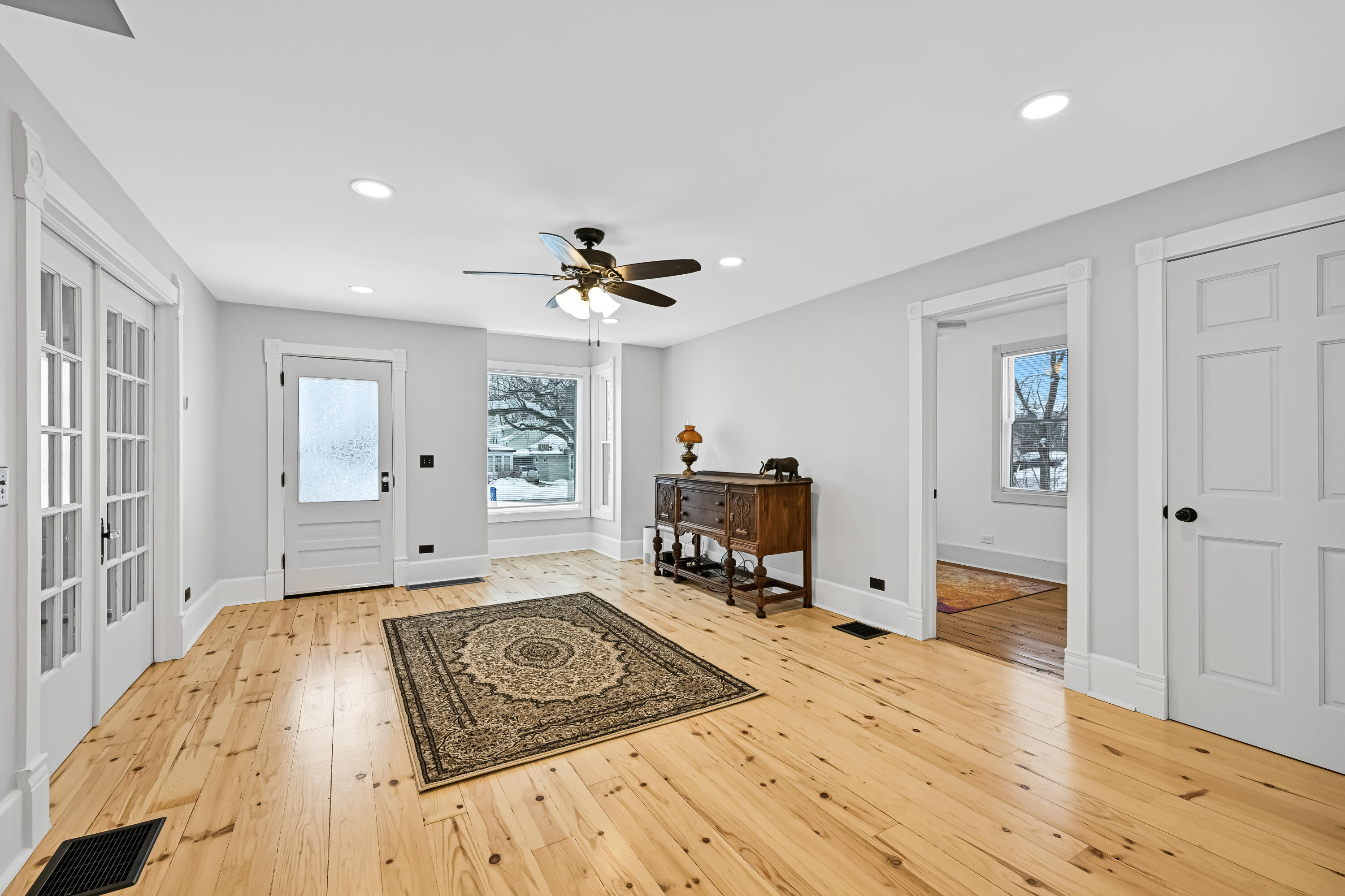 8310 Antioch Road Salem Lakes, WI 53168 - Photo 5 of 33 DSC_ (4)