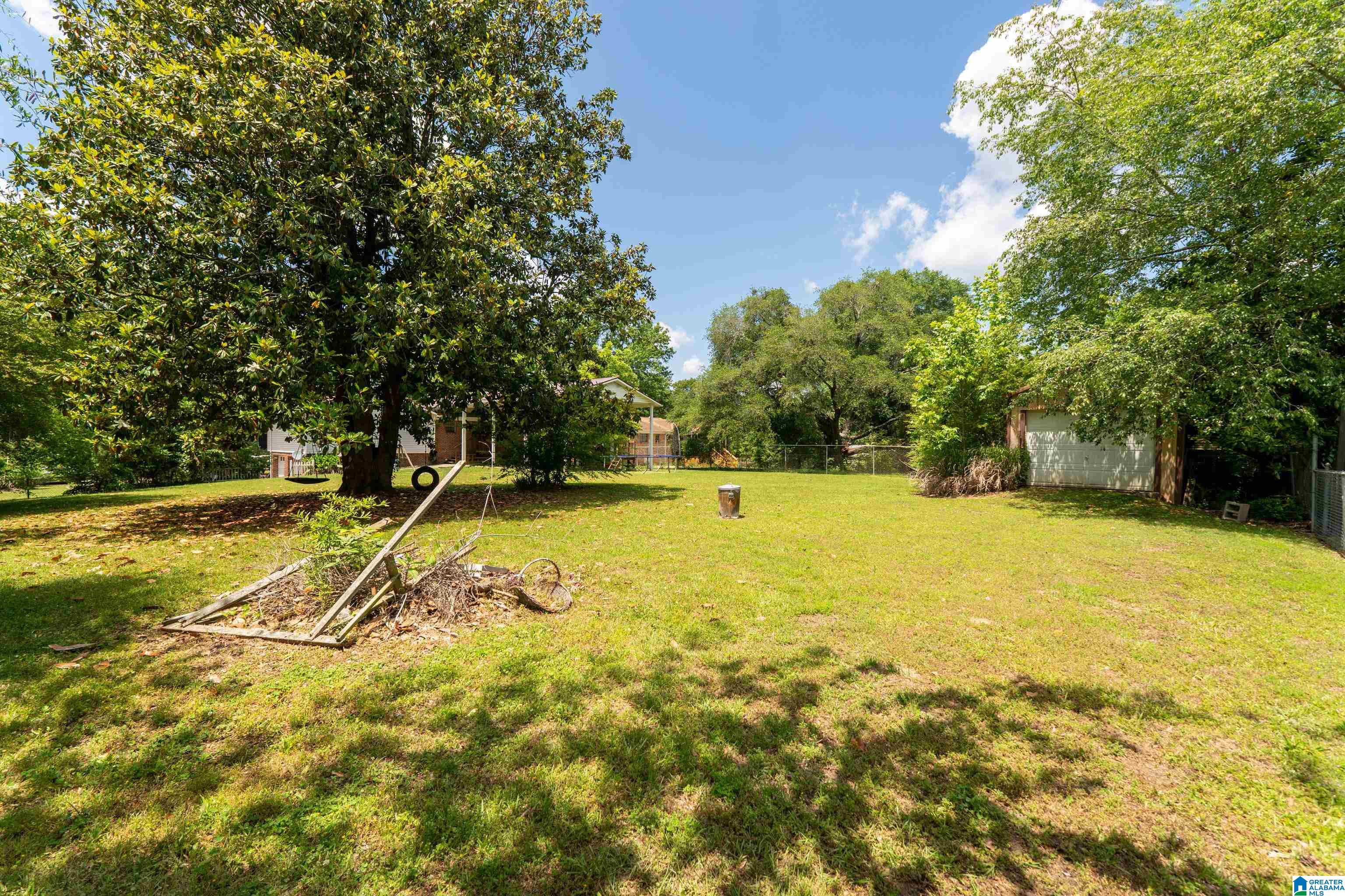 704 Hilltop Road Warrior, AL 35180 - Photo 8 of 56