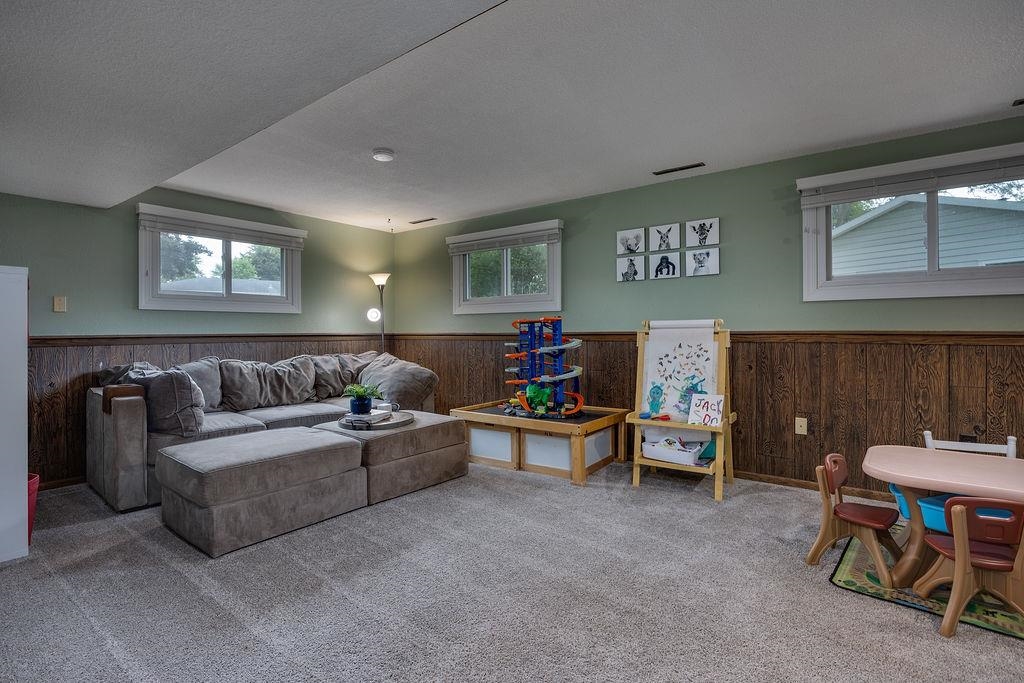 305 Raymond Road Waunakee, WI 53597 - Photo 26 of 40