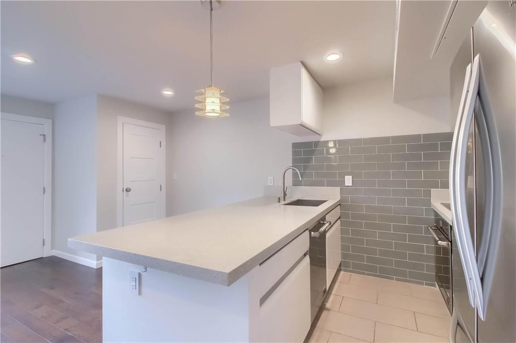 3110 Red River Street, Unit 210 Austin, TX 78705 - Photo 4 of 26
