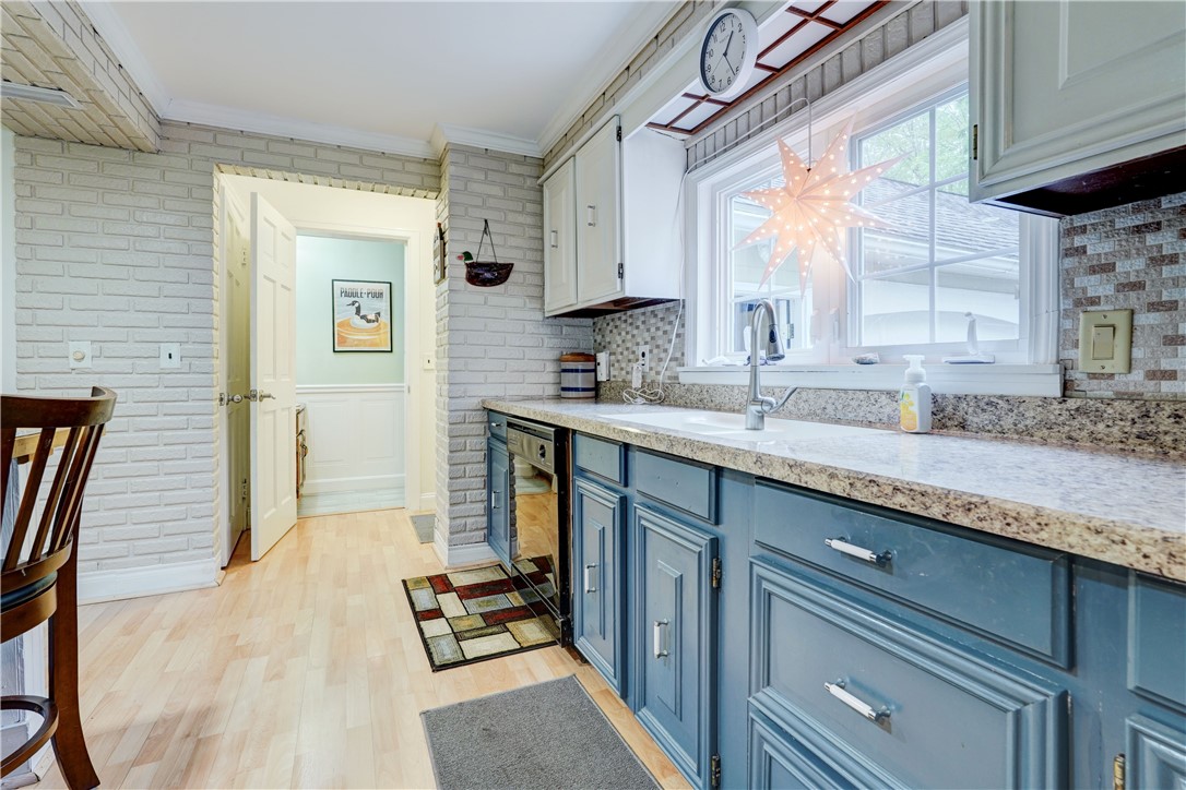95 Brook Road Pittsford, NY 14534 - Photo 12 of 46