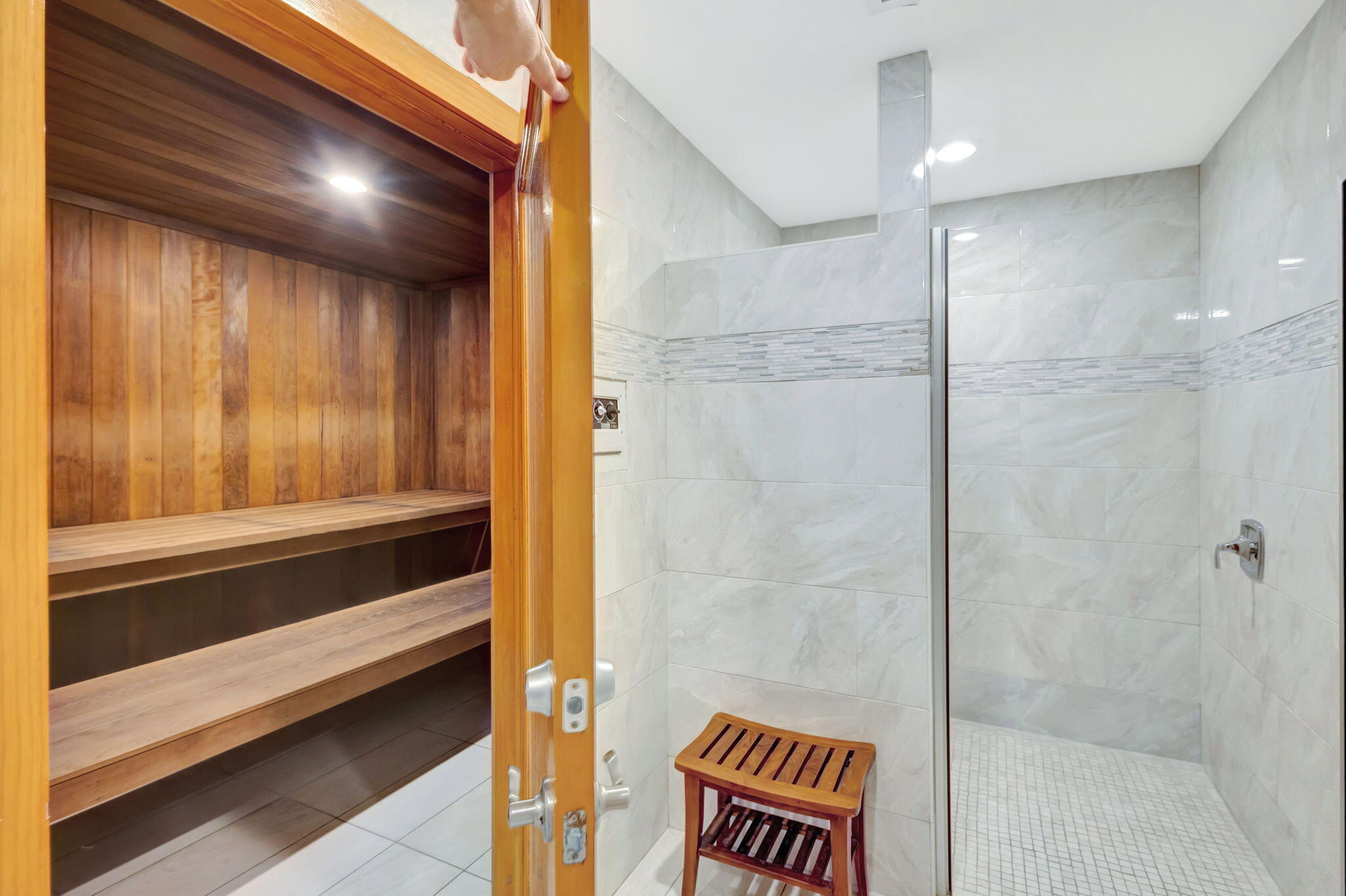 11 Concourse Drive, Unit B Jupiter, FL 33469 - Photo 39 of 42 Saunas (2)