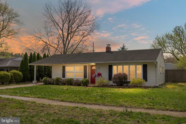 $299,900 | 81 Kenmar Drive, Newark, DE 19713