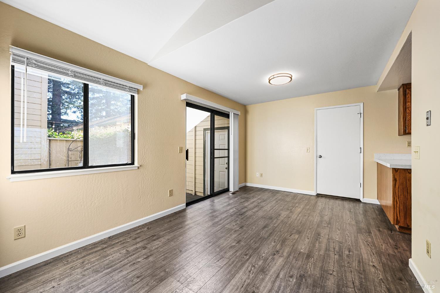 1220 North Street Santa Rosa, CA 95404 - Photo 10 of 36