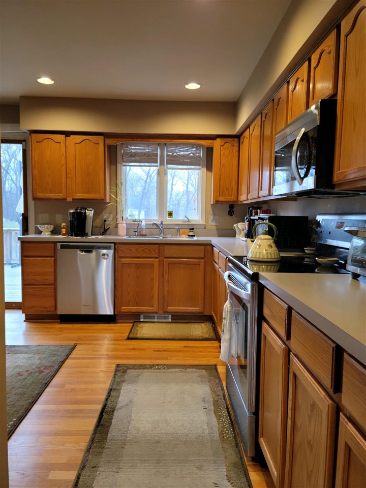 65633 Mt Vernon Road Washington, MI 48095 - Photo 10 of 59 50070078-10.JPG
