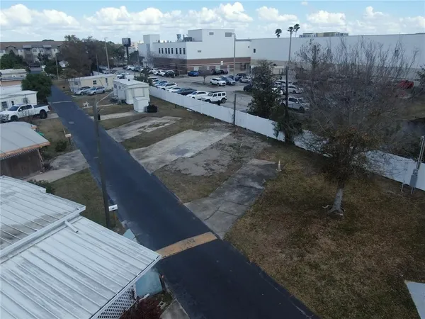 $17,000 | 6720 Park Boulevard North, Unit 20, Pinellas Park, FL 33781