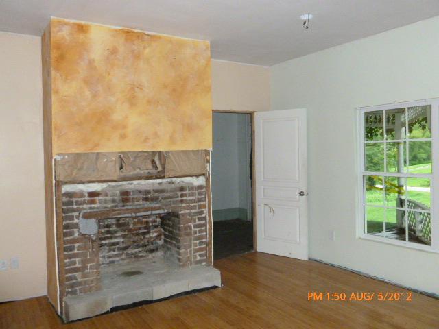 1810 Hawkins Branch Road Bethpage, TN 37022 - Photo 4 of 9 Gallery Image 4