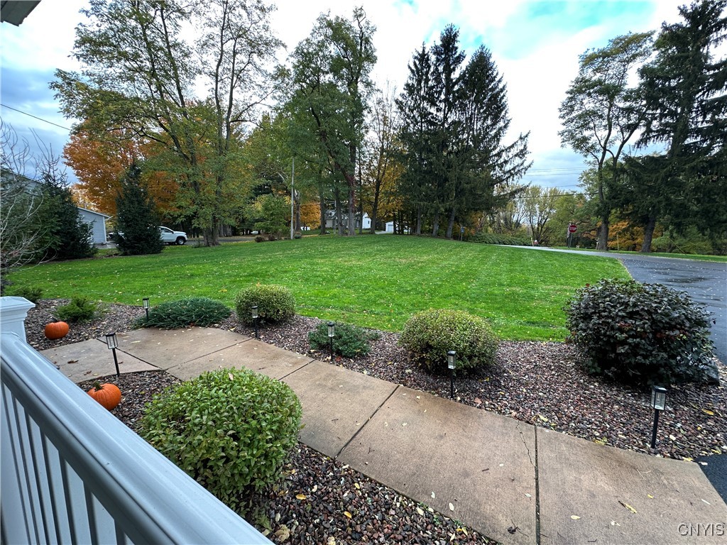 5972 Ladd Road Cicero, NY 13029 - Photo 5 of 31