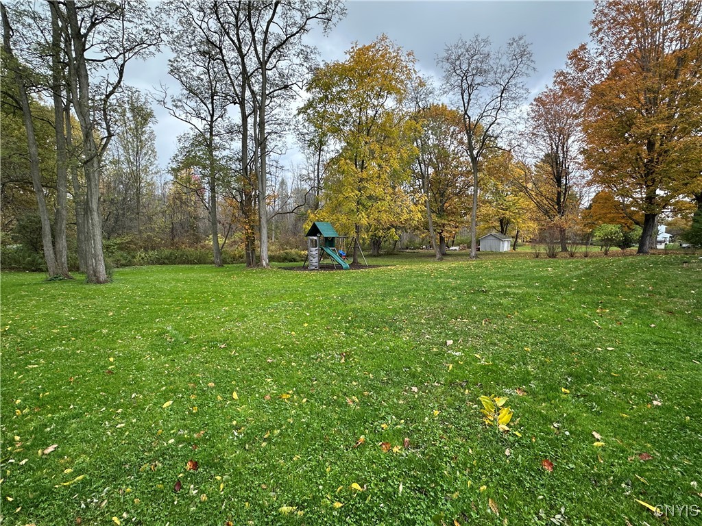5972 Ladd Road Cicero, NY 13029 - Photo 9 of 31