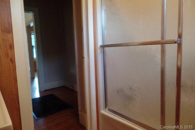 110 Spring Street Marion, NC 28752 - Photo 14 of 23 Gallery Image 14