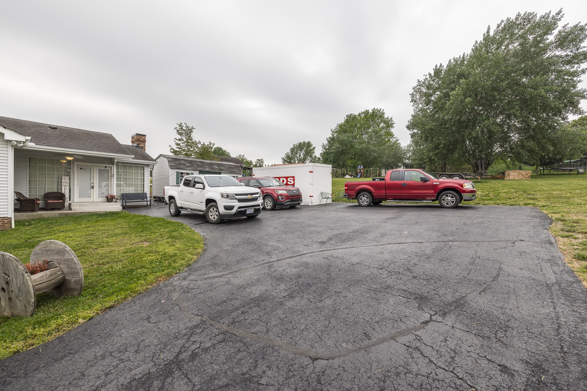 3000 Tom Austin Highway Springfield, TN 37172 - Photo 32 of 32 a view of street with parked cars
