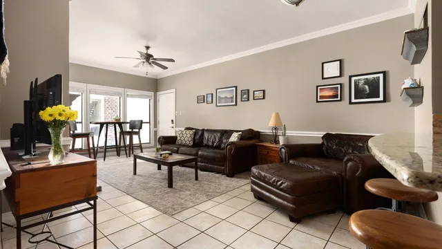 $359,000 | 807 West 25th Street, Unit 207, Austin, TX 78705