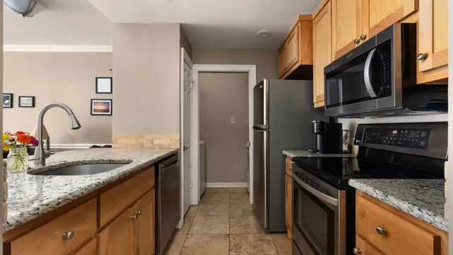 $359,000 | 807 West 25th Street, Unit 207, Austin, TX 78705