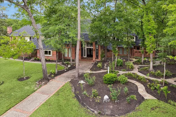 $1,340,000 | 15410 Brandonwood Court, Houston, TX 77069