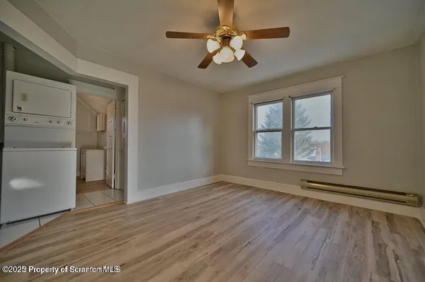 $1,075 | 2211 Brown Avenue, Scranton, PA 18509