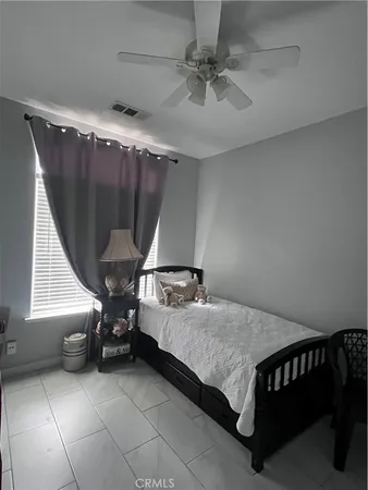 $425,000 | 1344 East Parkview Court, Visalia, CA 93292