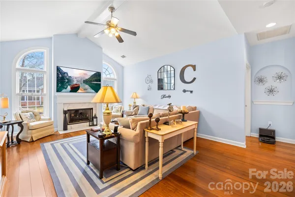 $324,900 | 8579 Highland Glen Drive, Charlotte, NC 28269