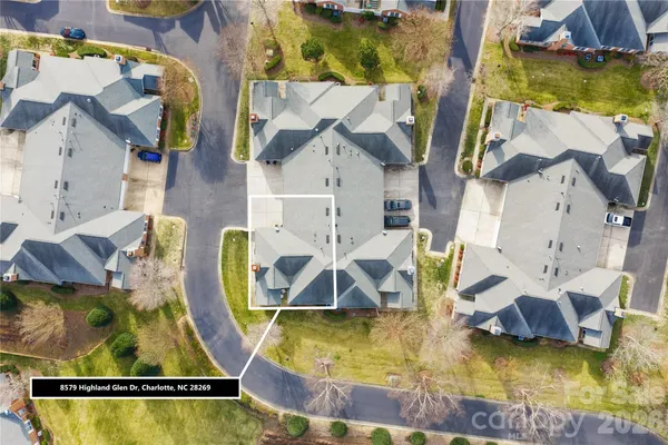 $324,900 | 8579 Highland Glen Drive, Charlotte, NC 28269