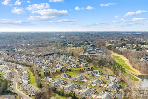$324,900 | 8579 Highland Glen Drive, Charlotte, NC 28269