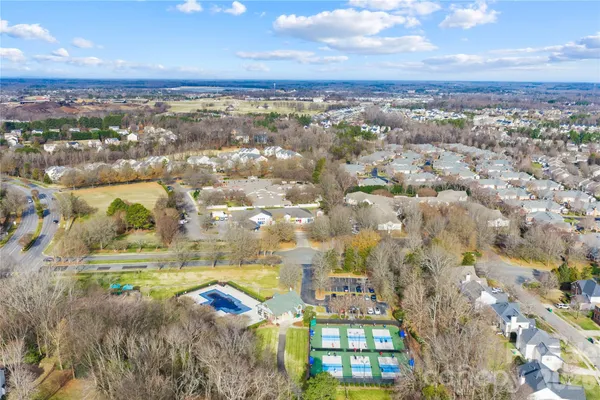 $324,900 | 8579 Highland Glen Drive, Charlotte, NC 28269