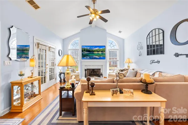 $324,900 | 8579 Highland Glen Drive, Charlotte, NC 28269