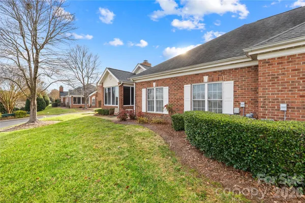 $324,900 | 8579 Highland Glen Drive, Charlotte, NC 28269
