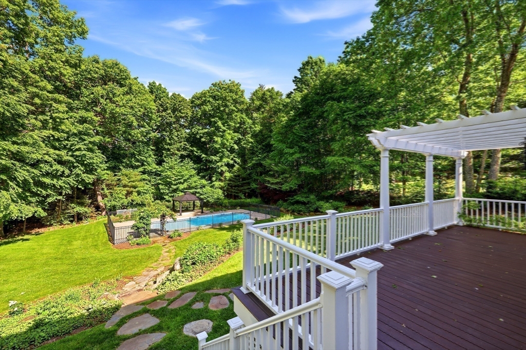 102 Oak Ridge Drive Belchertown, MA 01007 - Photo 31 of 35
