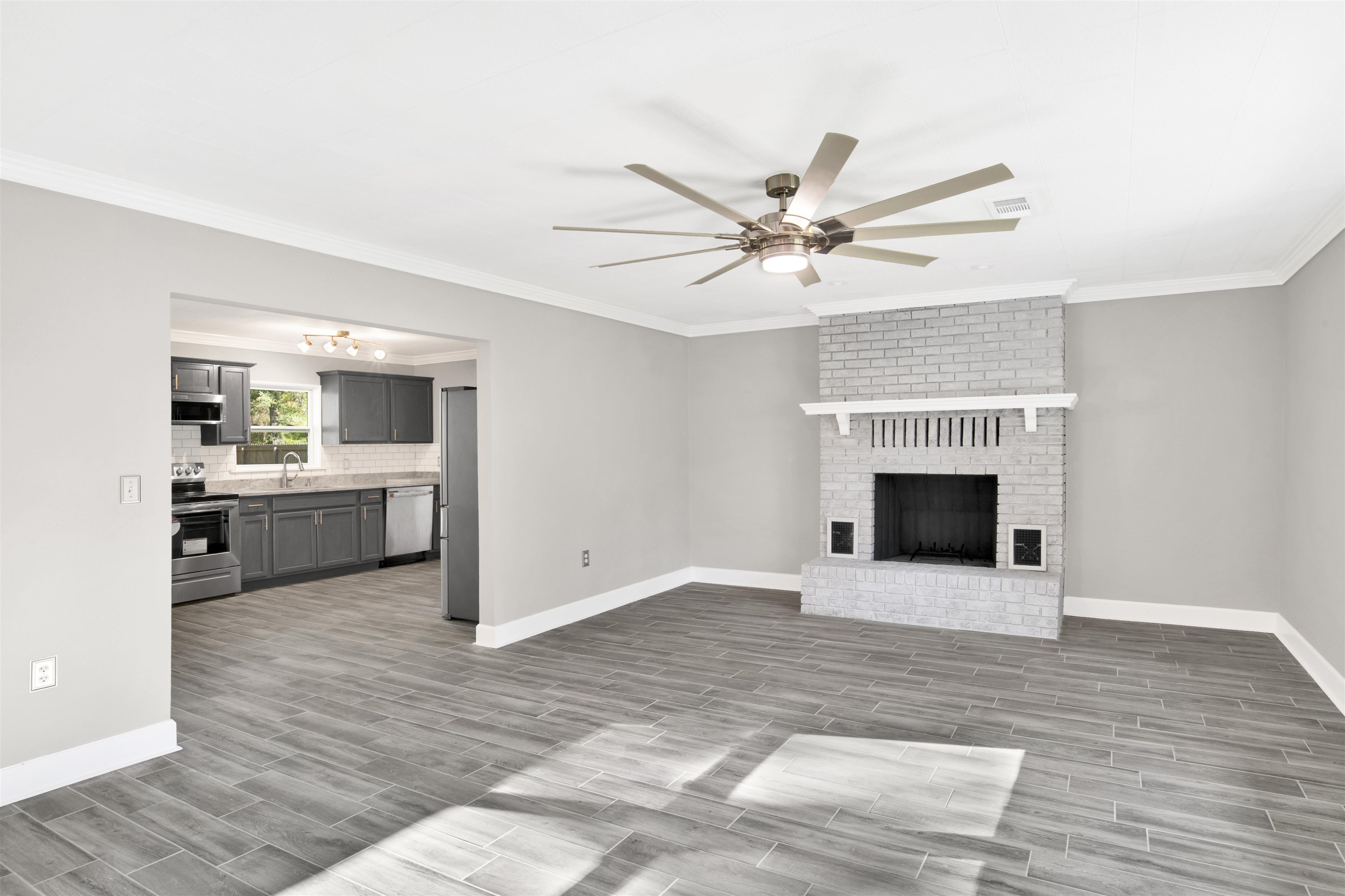 10182 Pineview Drive Foley, AL 36535 - Photo 6 of 25