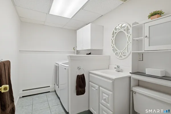 $530,000 | 1 Kimberly Drive, Enfield, CT 06082