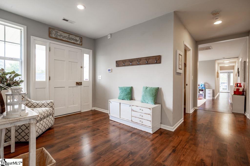 801 Deck Road Gray Court, SC 29645 - Photo 6 of 22 Gallery Image 6