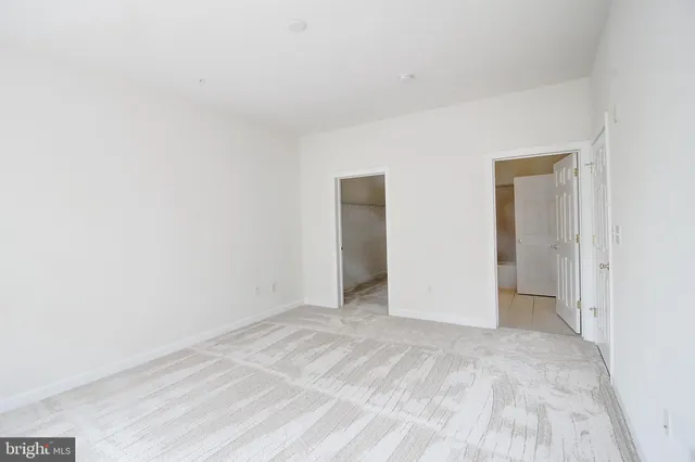 $2,500 | 35 East All Saints Street, Unit 321, Frederick, MD 21701